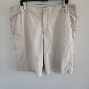 Puma Golf Shorts Men's Size 40 Beige Chino Stretch Performance Flat Front